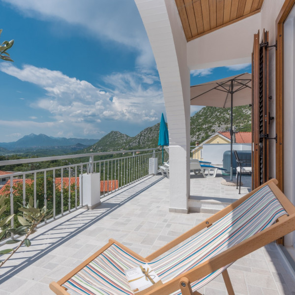 Panoramico apartman sa jacuzzijem, Panoramico apartment, private jacuzzi Gornja Brela