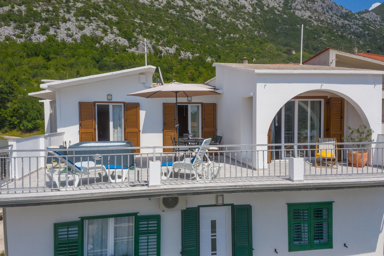 Panoramic apartment with jacuzzi - Apartment with jacuzzi and panoramic view, Panoramico apartment, private jacuzzi Gornja Brela